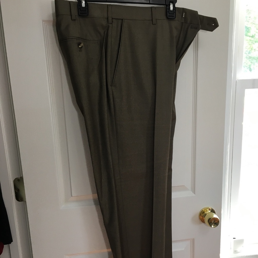 Classic fit green-brown dress pants